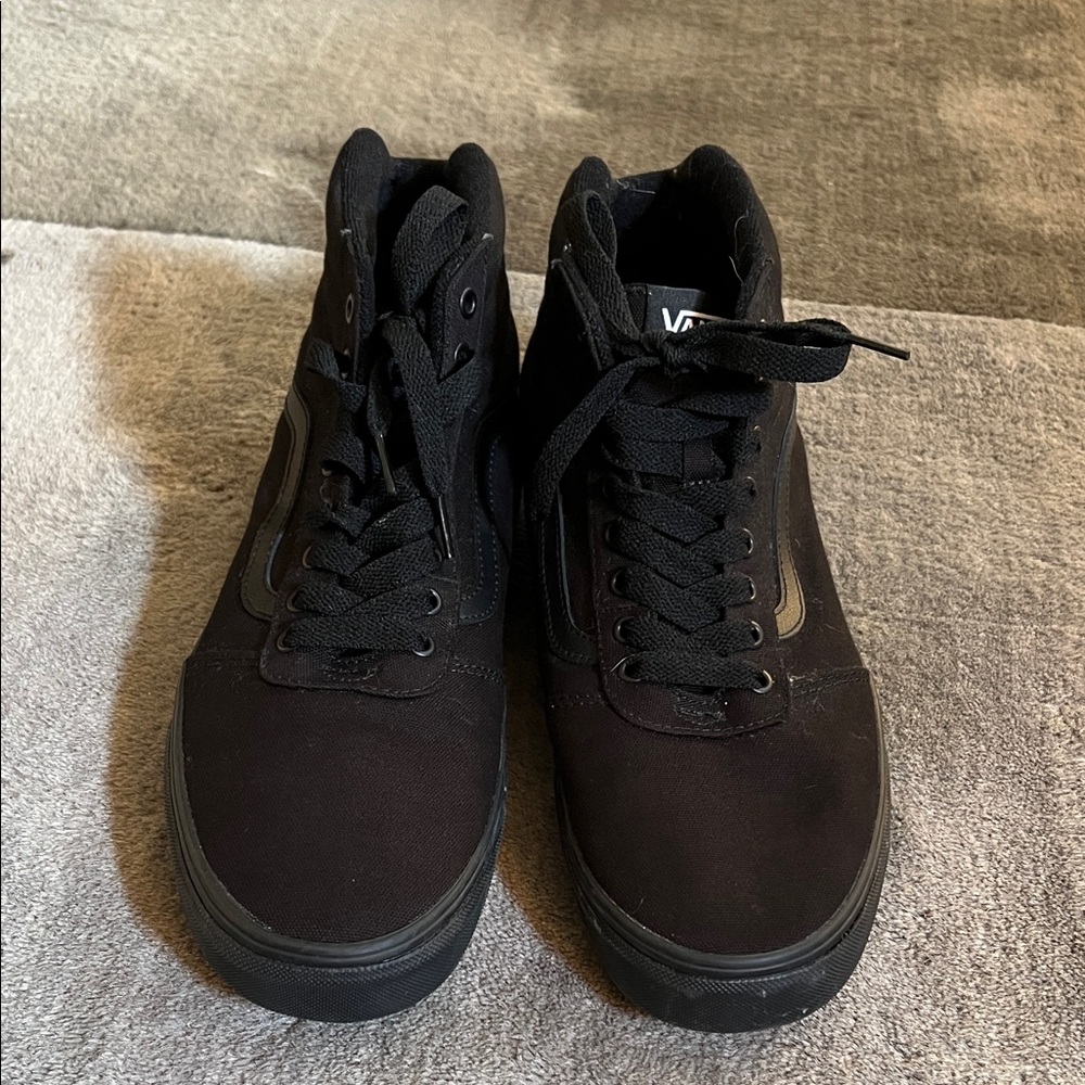 Vans Men's Black Canvas Sneakers